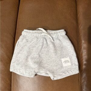 Old Navy Light Gray Kids Shorts